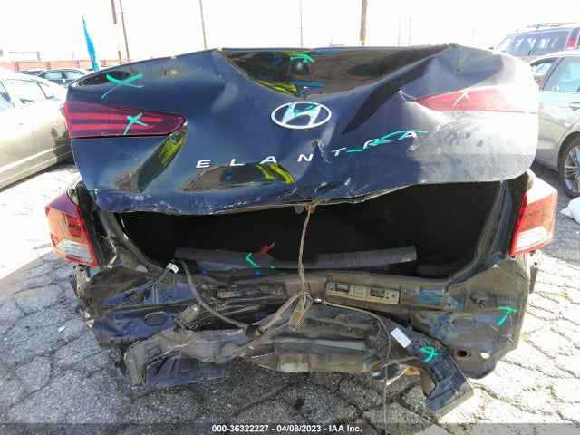 Hyundai ELANTRA SE 2019 5NPD74LF5KH487643 Image 8