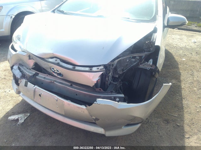 Toyota Prius C One/three/two/four 2014 JTDKDTB37E1569855 Image 6