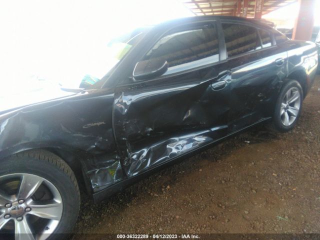 2C3CDXHG5GH159070 Dodge Charger Sxt