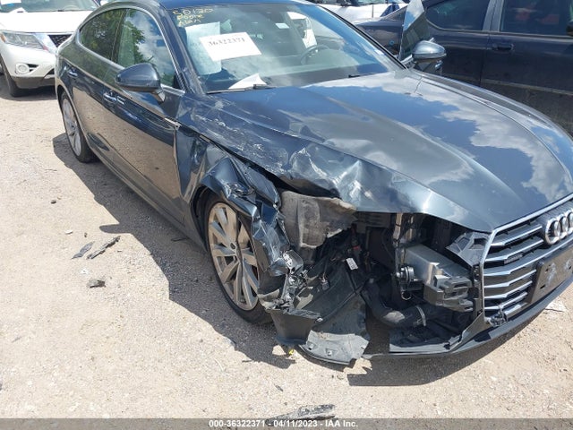 WAUBNCF5XJA052789 Audi A5 Sportback Premium Plus