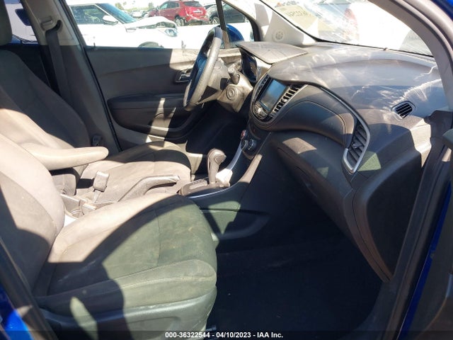 Chevrolet TRAX LS 2017 3GNCJKSB6HL154173 Image 5