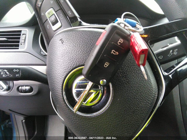 3VWD17AJXFM254851 Volkswagen Jetta Sedan 1.8t Se