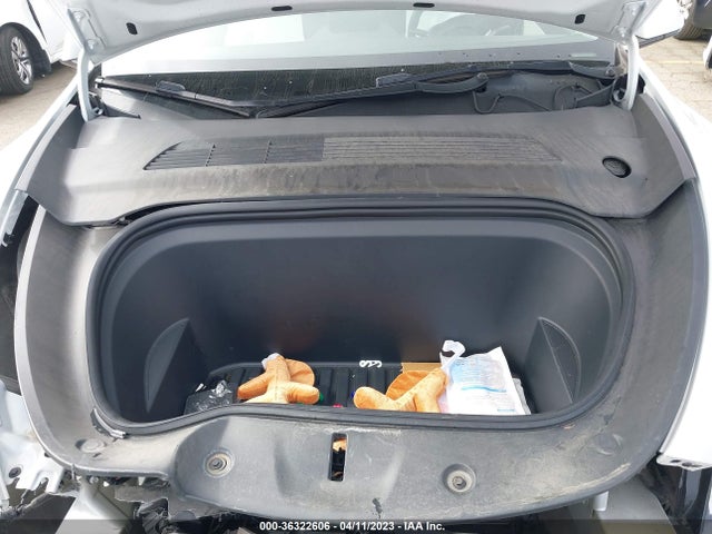 Tesla Model Y Standard Range 2021 5YJYGDED7MF123335 Image 10