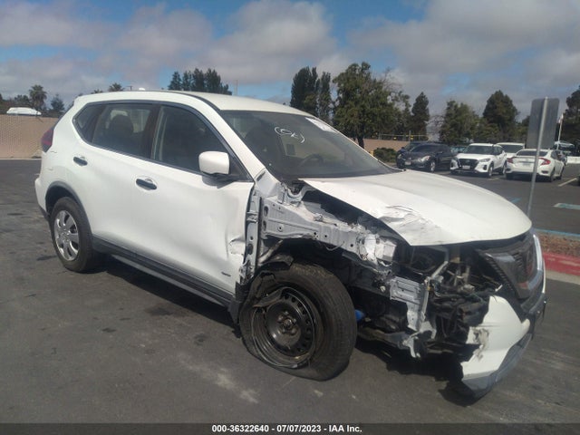 2017 NISSAN ROGUE S VIN: KNMAT2MV8HP617940