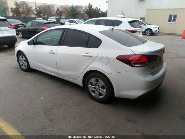3KPFK4A76JE174526 KIA FORTE LX