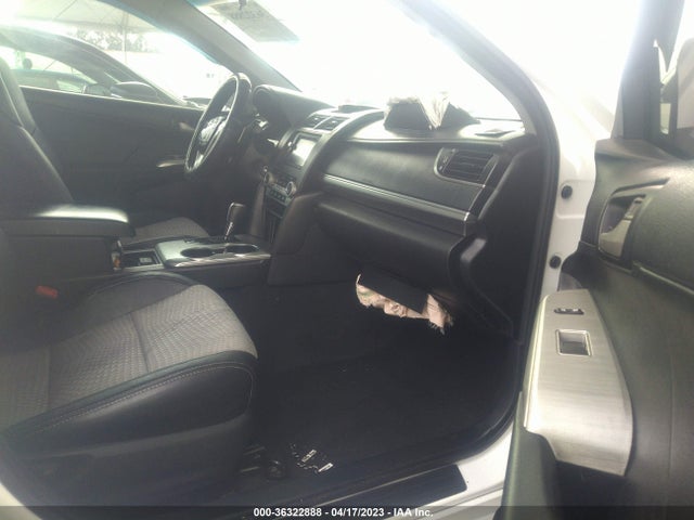 2013 TOYOTA CAMRY SE VIN: 4T1BF1FK2DU660699
