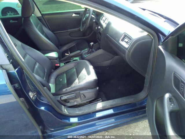 3VWD17AJXEM243363 Volkswagen Jetta Sedan Se
