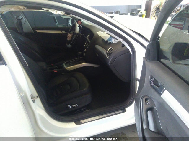 WAUBFAFLXEA108963 Audi A4 PREMIUM