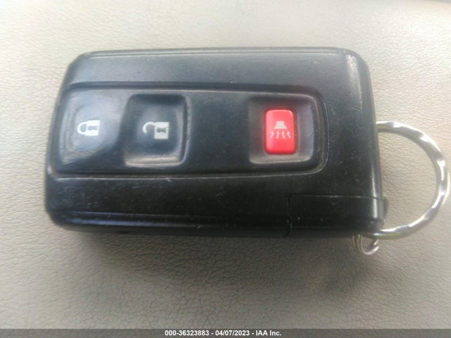 2008 TOYOTA PRIUS VIN: JTDKB20U183398525