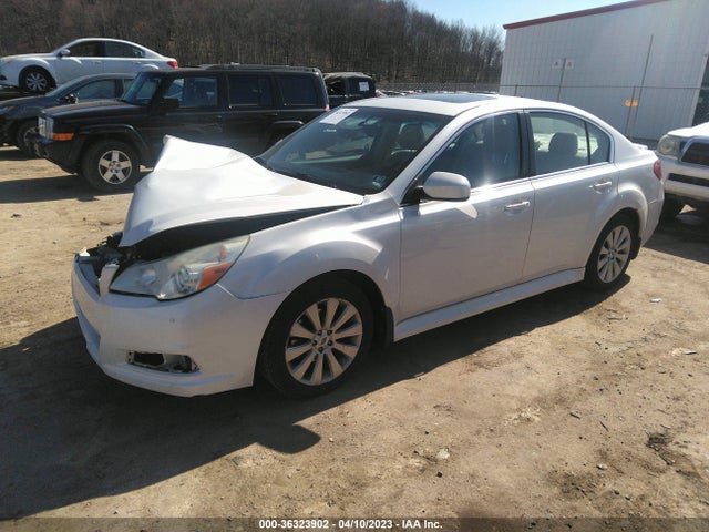 2011 SUBARU LEGACY 2.5I LTD PWR MOON VIN: 4S3BMBK63B3264051