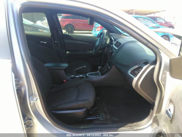 1C3CDZAB4EN165876 Dodge AVENGER SE