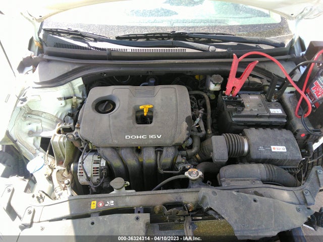Hyundai ELANTRA SE 2018 5NPD74LF3JH374319 Image 11