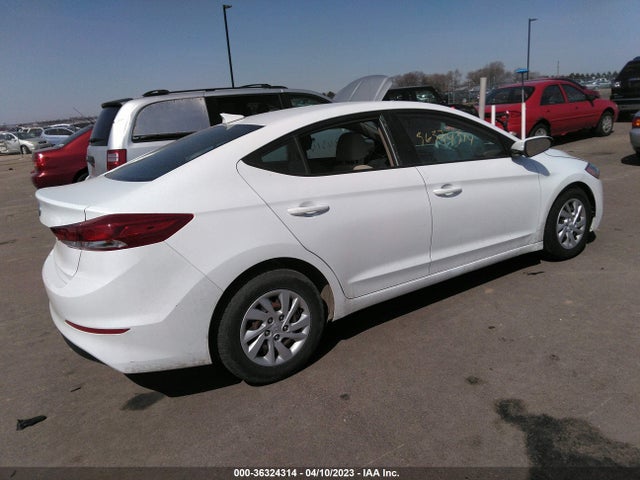 Hyundai ELANTRA SE 2018 5NPD74LF3JH374319 Image 5