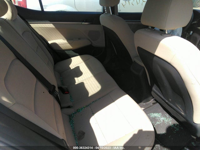 Hyundai ELANTRA SE 2018 5NPD74LF3JH374319 Image 9