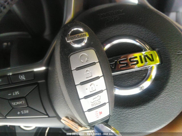 2019 NISSAN ROGUE SV VIN: JN8AT2MT6KW504942