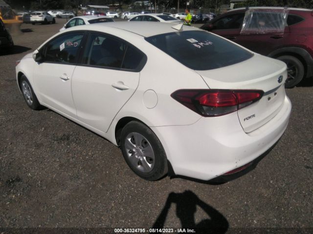 3KPFK4A70JE206340 KIA FORTE LX