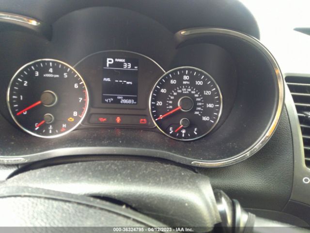 3KPFK4A70JE206340 KIA FORTE LX