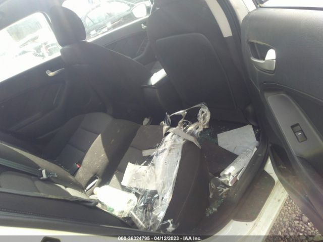 3KPFK4A70JE206340 KIA FORTE LX