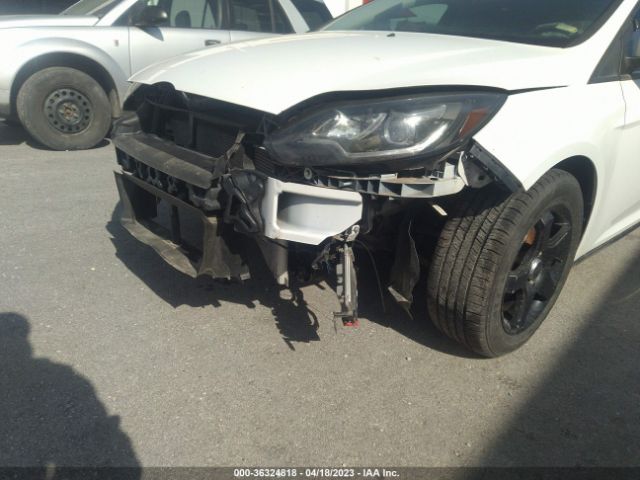 1FADP3F24EL184166 Ford FOCUS SE