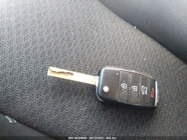 5XXGT4L39GG017813 KIA Optima Lx