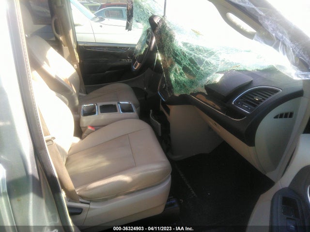 2C4RC1BG6ER424245 Chrysler Town & Country Touring