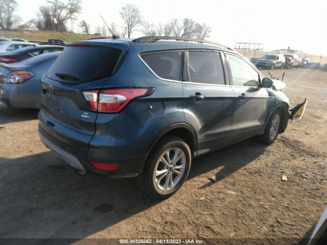 1FMCU9GD6JUA90503 Ford ESCAPE SE