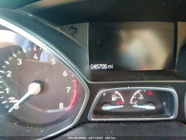 1FMCU9GD6JUA90503 Ford ESCAPE SE