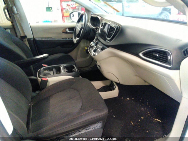 Chrysler Pacifica Touring Plus 2017 2C4RC1BG1HR796029 Image 6