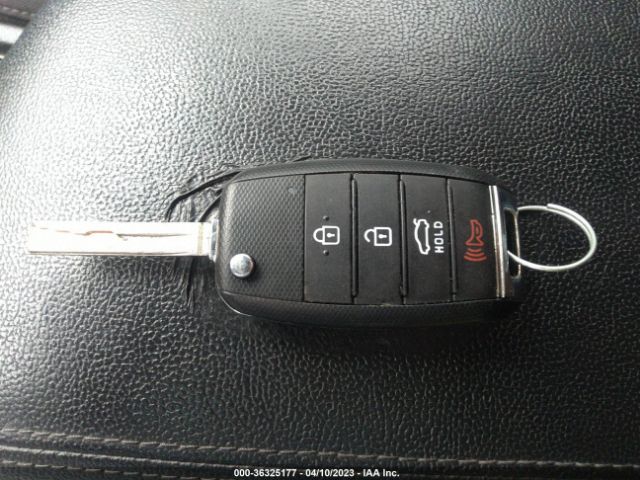 5XXGT4L36GG022161 KIA Optima Lx