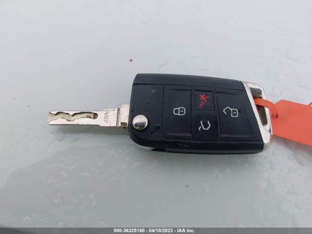 WVWKP7AU2GW915406 Volkswagen E-golf Se
