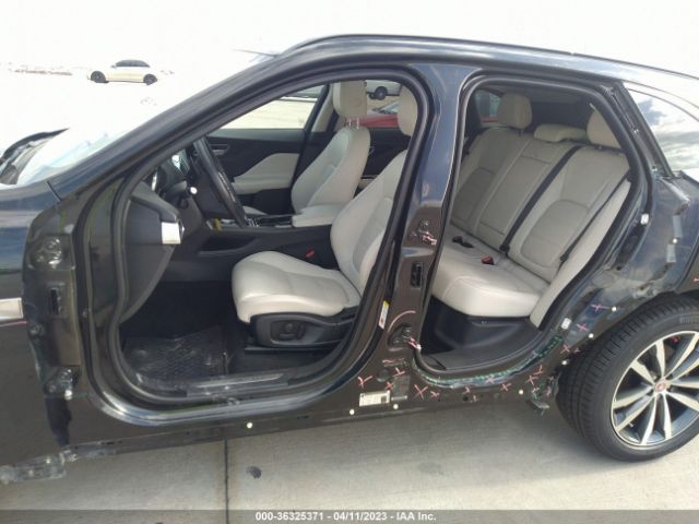 SADCK2BV7HA090642 Jaguar F-pace 35t Prestige