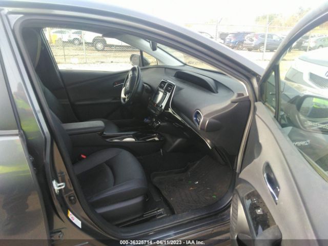 JTDKARFU6G3003742 Toyota Prius Four Touring