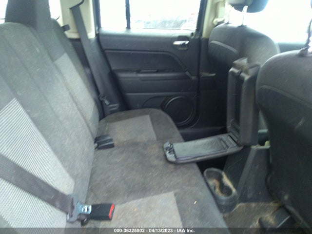1C4NJPBA1FD402242 Jeep Patriot Altitude Edition
