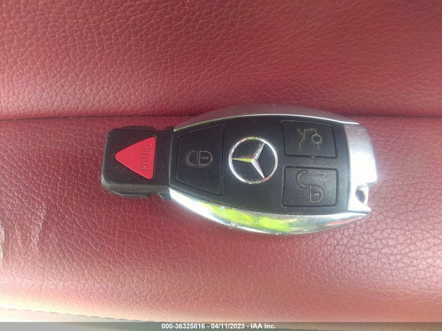 WDDWJ4KBXHF557896 Mercedes-Benz C-class C 300