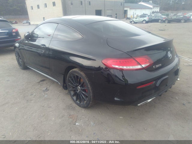 WDDWJ4KBXHF557896 Mercedes-Benz C-class C 300
