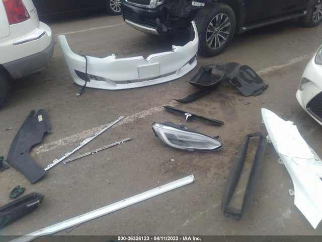 Tesla Model S 70 Kwh 2016 5YJSA1E18GF171944 Image 12