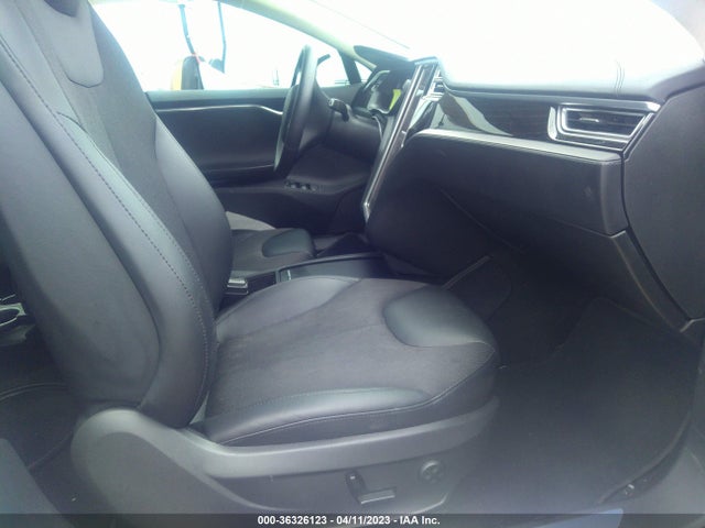 Tesla Model S 70 Kwh 2016 5YJSA1E18GF171944 Image 5