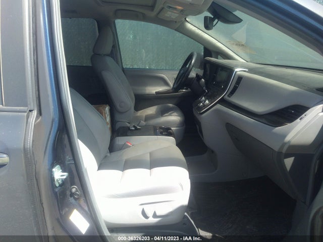 Toyota Sienna Xle Auto Access 2018 5TDYZ3DC6JS943782 Image 5