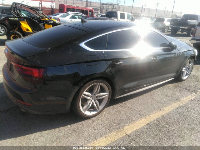 WAUENCF5XKA031455 Audi A5 Sportback Premium Plus