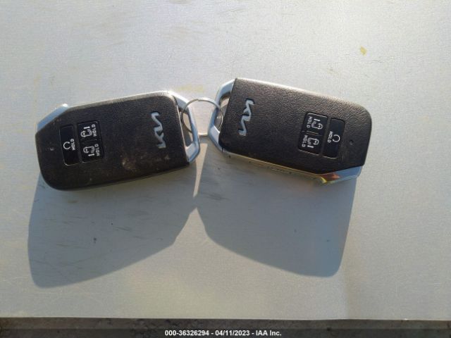 KNDNC5H37N6181501 KIA Carnival Mpv Ex