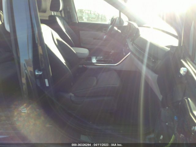 KNDNC5H37N6181501 KIA Carnival Mpv Ex