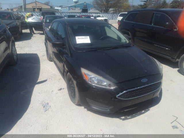2015 1FADP3E20FL373903 main image
