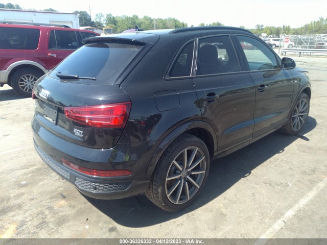 WA1GCCFS9HR008745 Audi Q3 Prestige