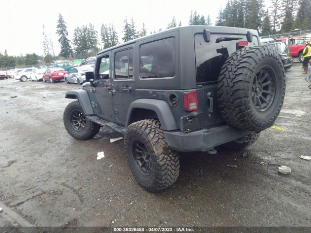 1C4BJWDG4HL607058 Jeep Wrangler Unlimited Sport