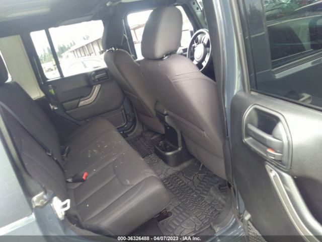 1C4BJWDG4HL607058 Jeep Wrangler Unlimited Sport
