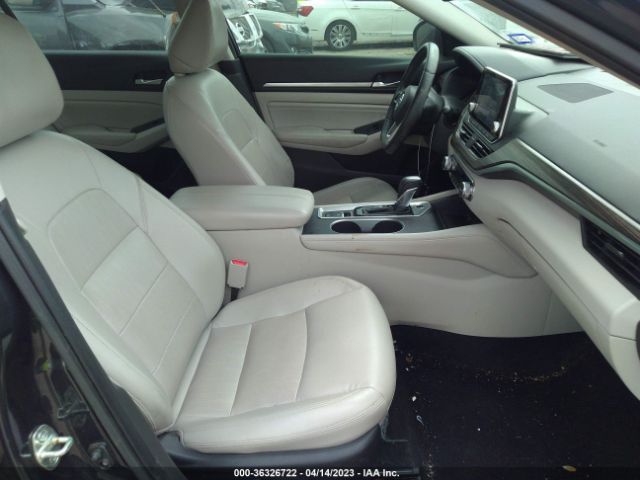 1N4BL4EVXKC215887 Nissan Altima 2.5 Sl