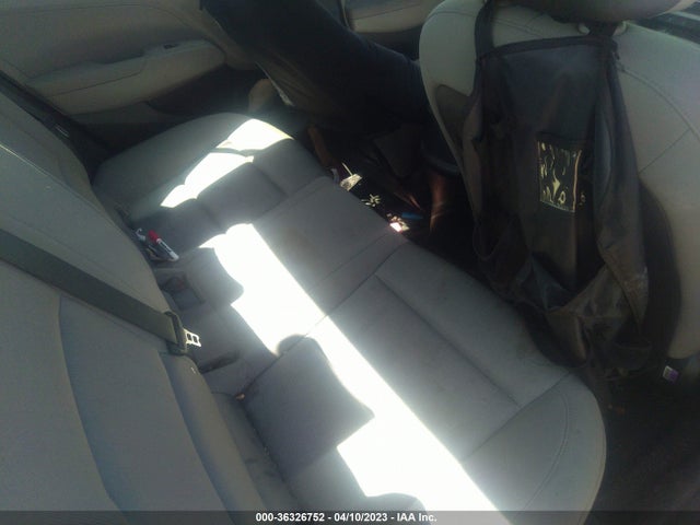 Hyundai ELANTRA SE 2018 KMHD74LF0JU450080 Image 8
