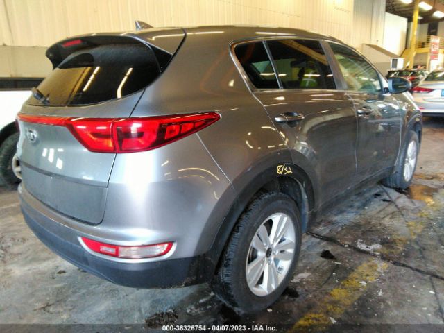 KNDPMCAC0H7099709 KIA Sportage Lx