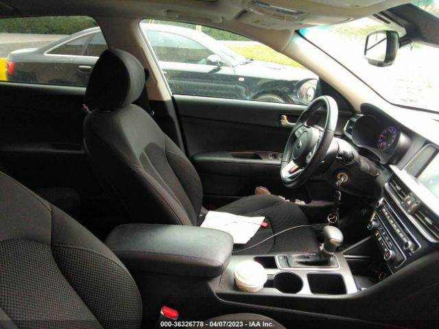 5XXGT4L36KG327880 KIA Optima Lx