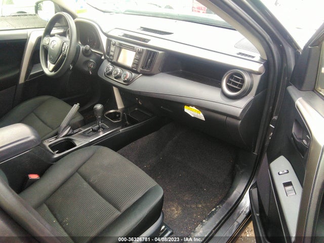2018 Toyota RAV4, VIN: JTMBFREV2JJ204133